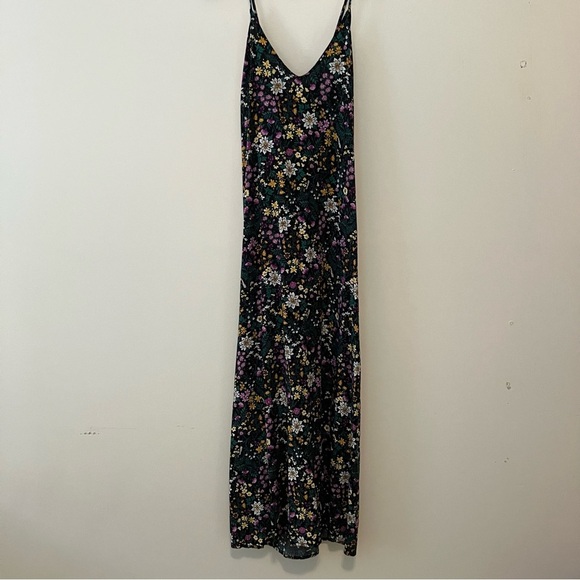Old Navy Dresses & Skirts - Old Navy Womens XL Dark Floral Maxi Slip Dress Adjustable Straps Rayon Cottage